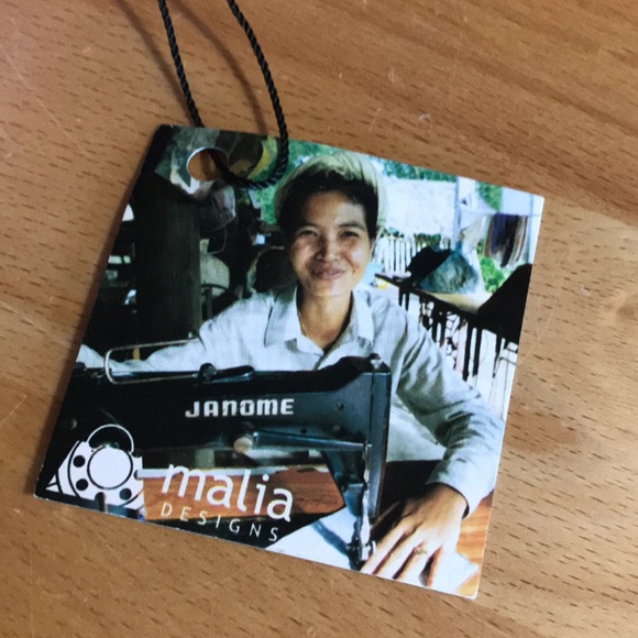 Fair Trade Handmade recycled feedback purple wine bottle holder - Picture 6 of 6